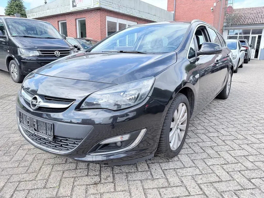 Gebraucht Opel Astra Exklusiv 136 PS (100 kW) 2015 Schwarz Kombi