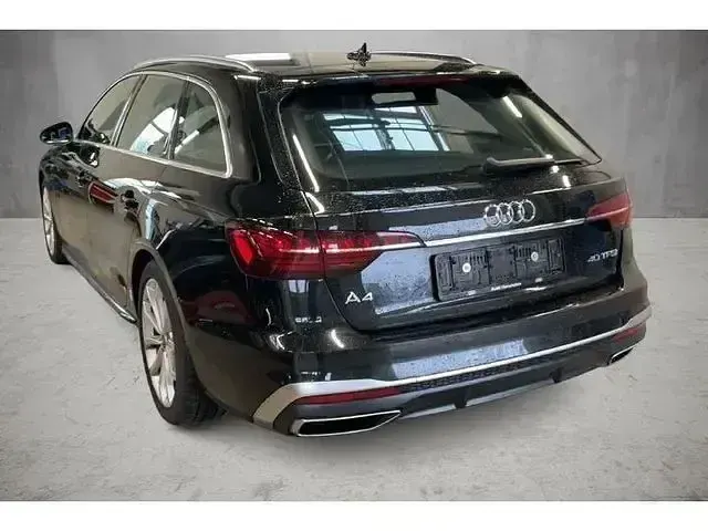 Gebraucht Audi A4 S-Line 204 PS (150 kW) 2023 Schwarz Kombi