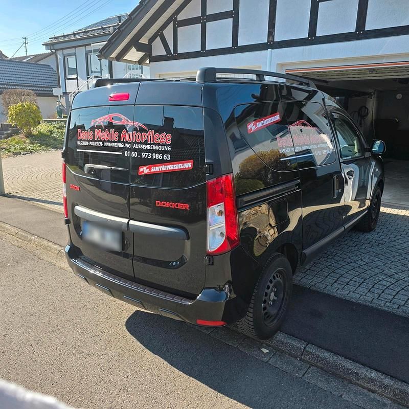 Gebraucht Dacia Dokker 86 PS (63 kW) 2013 Schwarz Van / Kleinbus