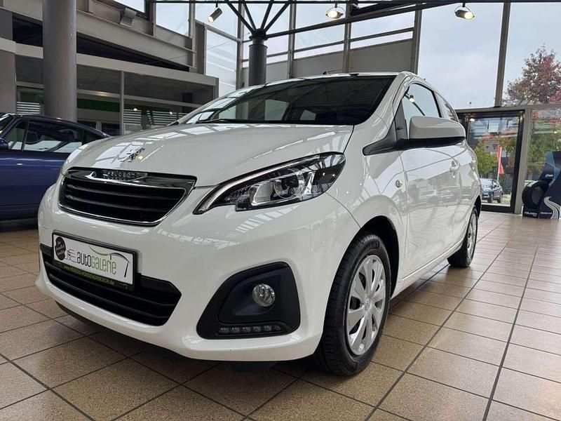 Weiß Gebraucht 2021 Peugeot 108 Active Kleinwagen | 8.995 € (Fairer Preis) - Bild 1/4