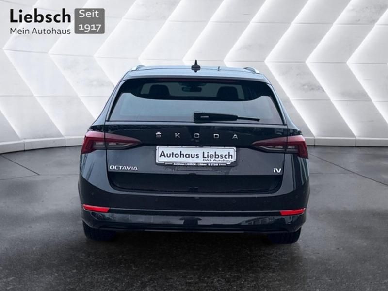 Gebraucht Skoda Octavia Style 204 PS (150 kW) 2022 Schwarz Kombi