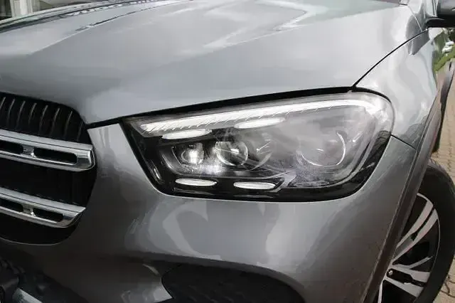 Gebraucht Mercedes GLE350 de 333 PS (244 kW) 2023 Grau SUV
