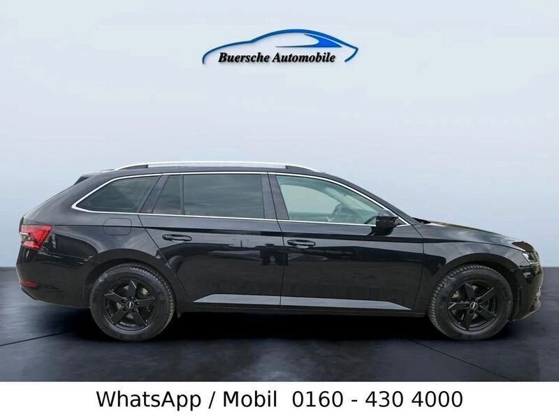 Schwarzmagic perleffekt Gebraucht 2019 Skoda Superb Style Kombi | 22.999 € (Superpreis) - Bild 1/4