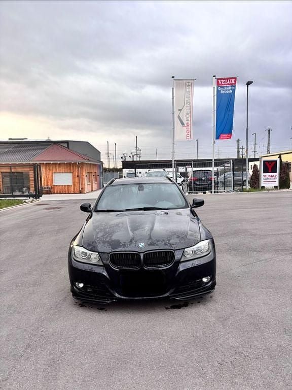 Gebraucht BMW 335 Shadowline 286 PS (210 kW) 2010 Schwarz Kombi