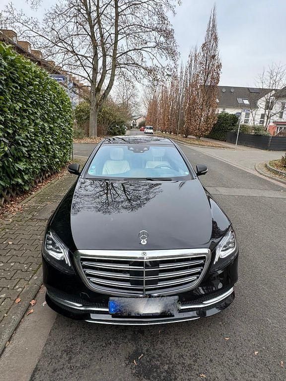 Schwarz Gebraucht 2018 Mercedes S350 Limousine | 29.000 € (Teuer) - Bild 1/4