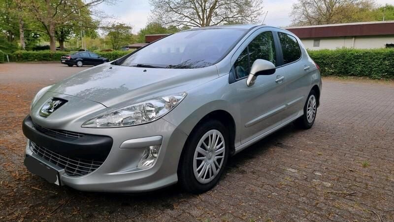 Silber Gebraucht 2007 Peugeot 308 Limousine | 2.950 € (Fairer Preis) - Bild 1/4