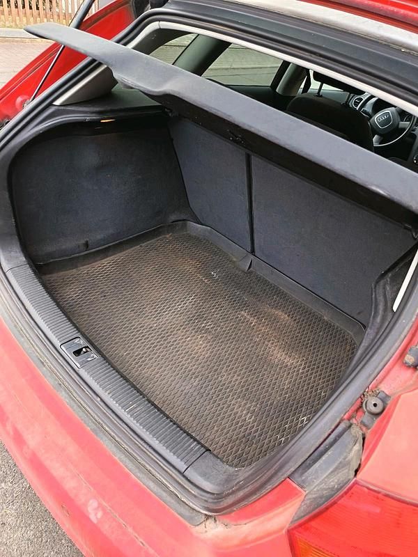 Gebraucht Audi A3 Sportback 150 PS (110 kW) 2006 Rot Kleinwagen