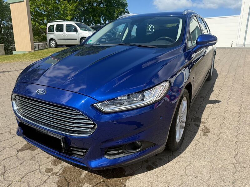 Blau Gebraucht 2018 Ford Mondeo Business Edition Limousine | 10.990 € (Guter Preis) - Bild 1/4