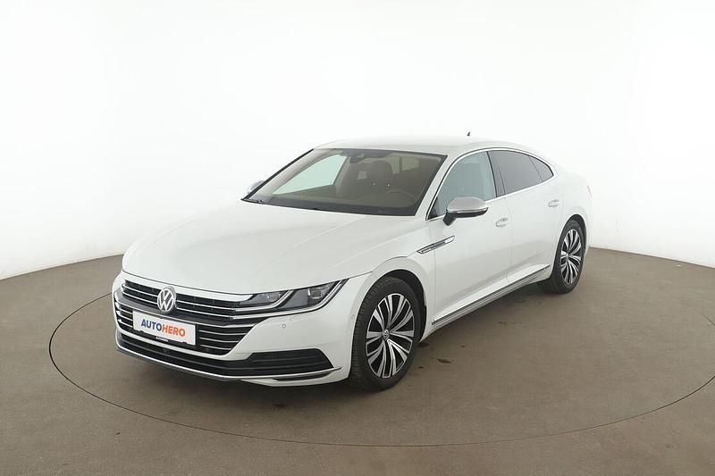 Gebraucht VW Arteon Elegance 190 PS (139 kW) 2018 Weiß Kleinwagen
