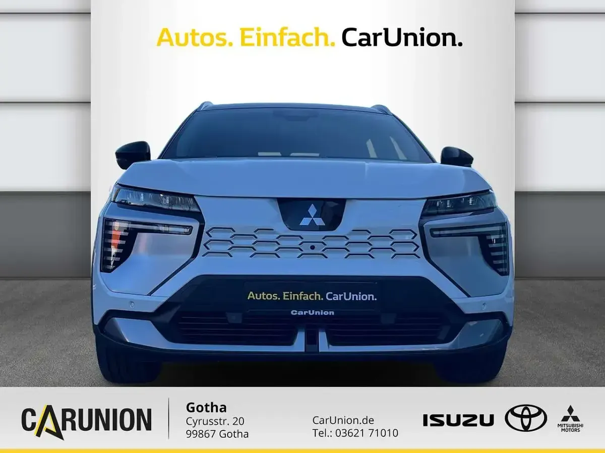 Używany Mitsubishi Eclipse 160 kW (218 KM) 2025 Biały SUV