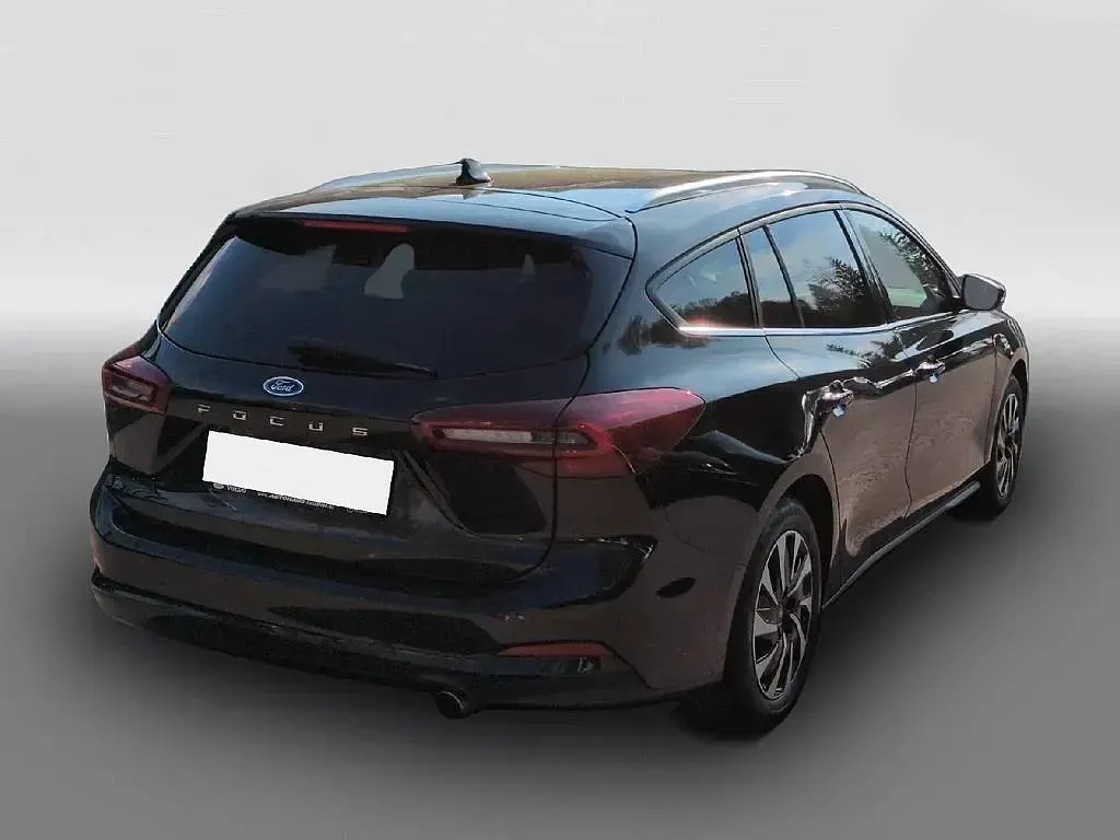Usata Ford Focus Titanium 125 CV (91 kW) 2024 Nero Station wagon