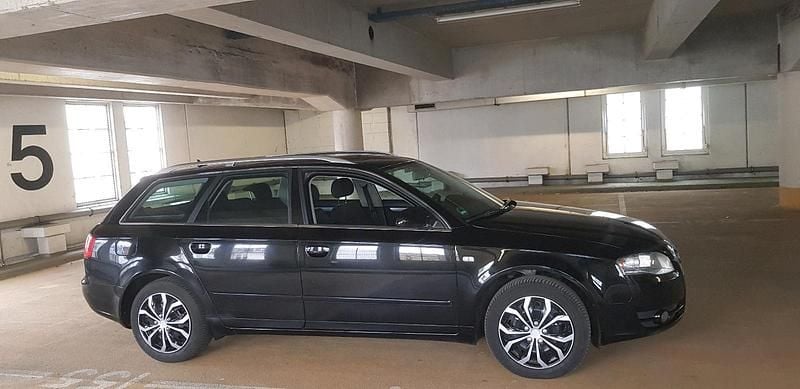 Gebraucht Audi A4 140 PS (102 kW) 2005 Schwarz Kombi