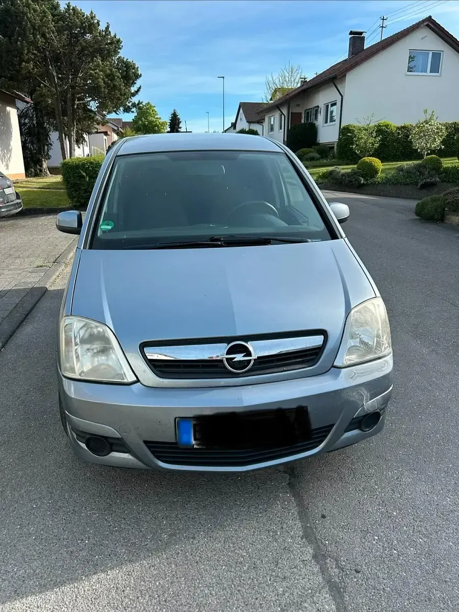 Second-hand Opel Meriva 101 CP (74 kW) 2006 Albastru Monovolum