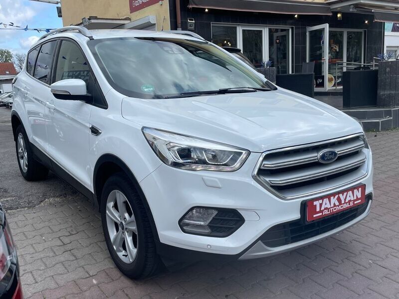 Gebraucht Ford Kuga Cool & Connect 150 PS (110 kW) 2018 Frostweiß SUV