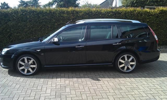 Gebraucht Ford Mondeo Titanium 277 PS (203 kW) 2004 Schwarz metallic Kombi