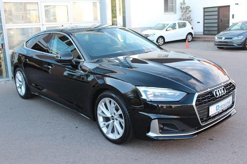 Schwarz Gebraucht 2022 Audi A5 Sportback Advanced Kleinwagen | 30.900 € (Guter Preis) - Bild 1/4