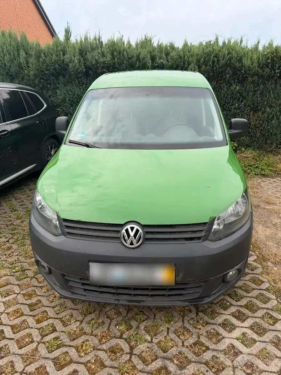 Gebraucht VW Caddy 75 PS (55 kW) 2013 Grün Van / Kleinbus