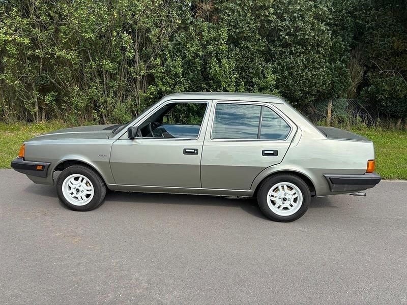 Gebraucht 1987 Volvo 340 Limousine | 4.999 € - Bild 1/4