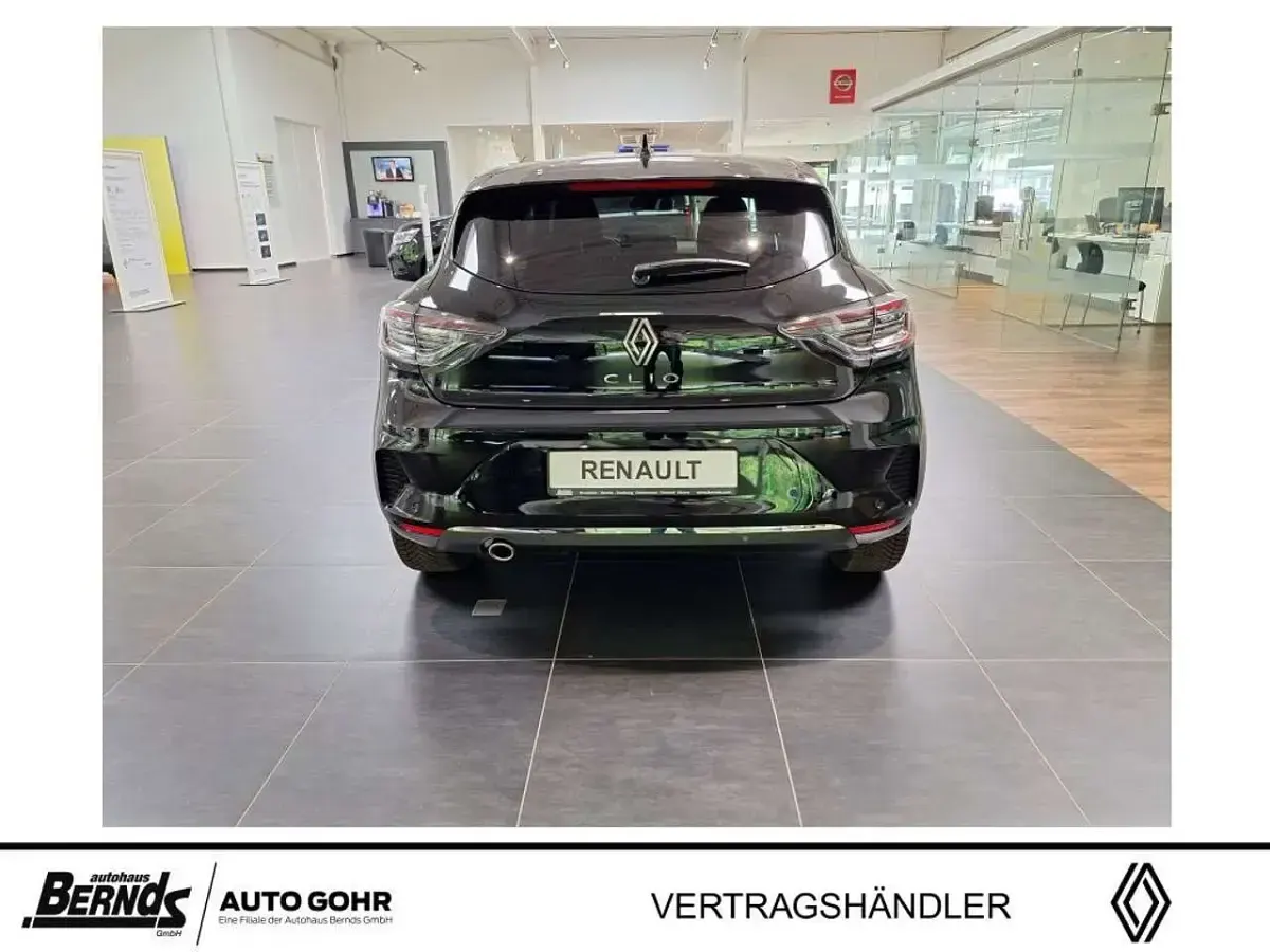 Neu Renault Clio V Techno 91 PS (66 kW) 2025 Black pearlschwarz metallic Kleinwagen