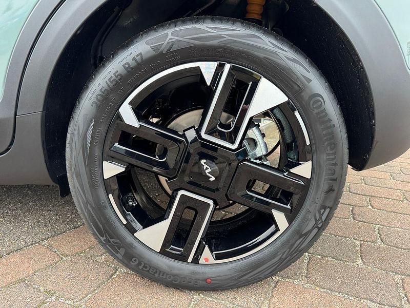 Neu Kia Stonic GT-Line 114 PS (83 kW) 2025 Grün SUV