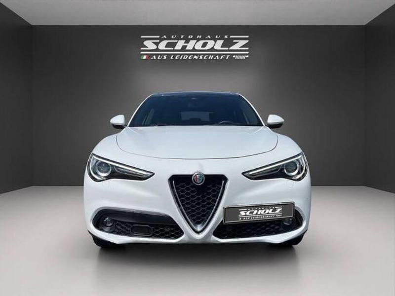 Gebraucht Alfa Romeo Stelvio Super 209 PS (153 kW) 2018 Andere SUV