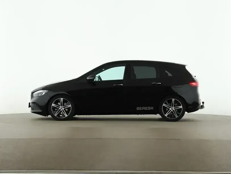 Gebraucht Mercedes B200 Progressive 163 PS (119 kW) 2026 Schwarz Kleinwagen