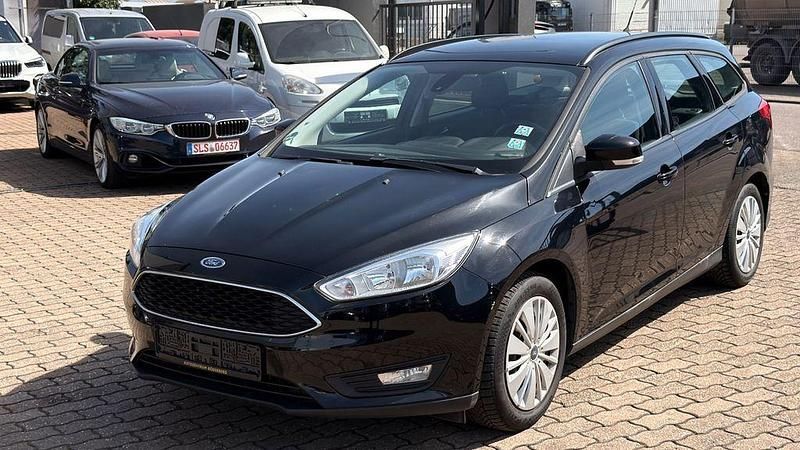 Gebraucht Ford Focus Business Edition 150 PS (110 kW) 2015 Schwarz Limousine