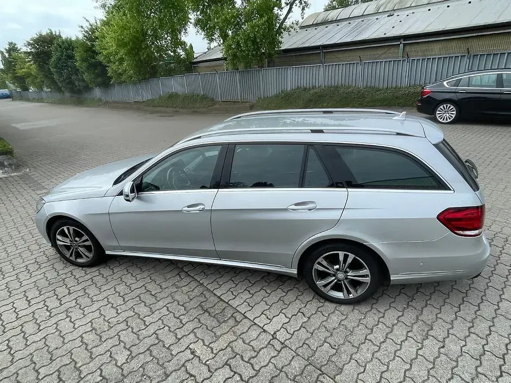 Gebraucht Mercedes E200 136 PS (100 kW) 2015 Silber Kombi