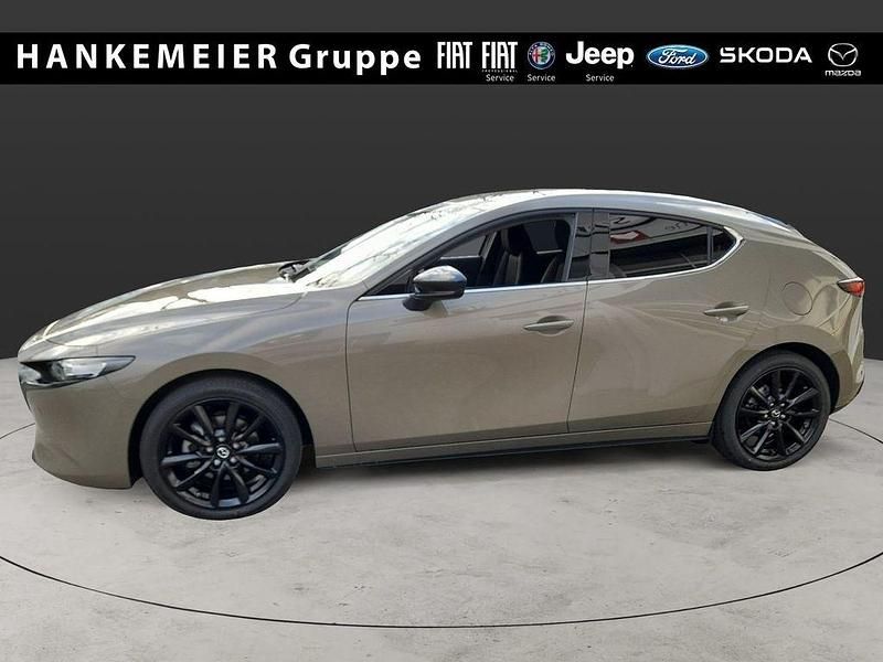 Neu Mazda 3 Homura-Line 140 PS (102 kW) 2025 Gold Limousine
