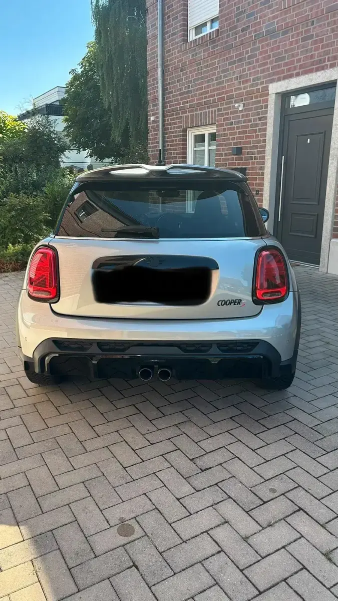 Gebraucht Mini John Cooper Works 178 PS (130 kW) 2023 Silber Kleinwagen