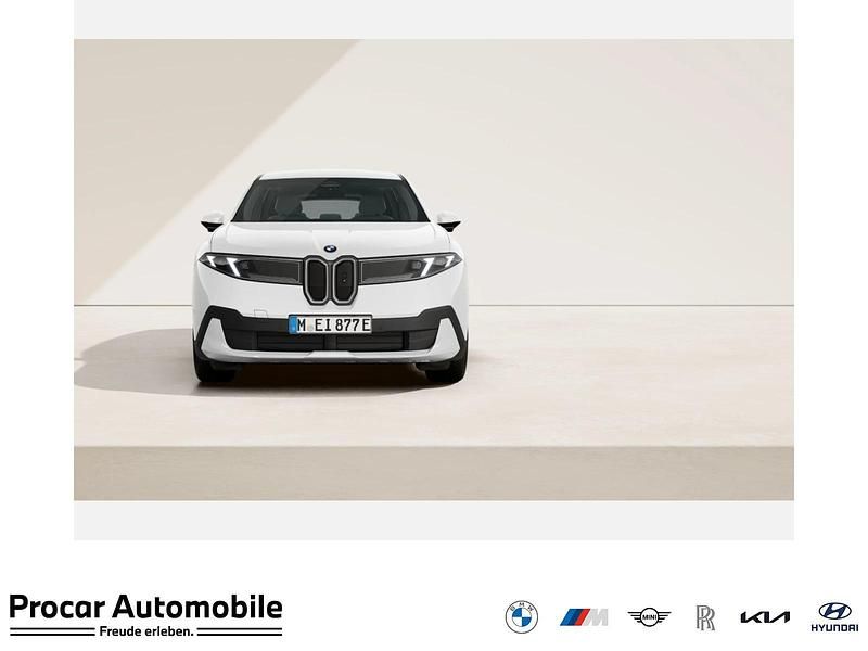 Weiß Neu 2025 BMW iX3 SUV | 66.849 € (Etwas zu teuer) - Bild 1/4
