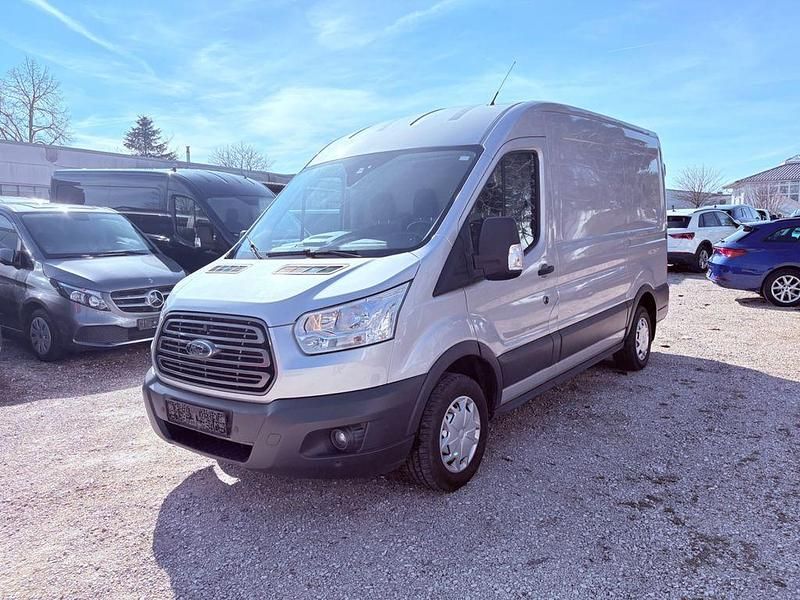 Gebraucht Ford Transit Trend 105 PS (77 kW) 2019 Silber Van / Kleinbus