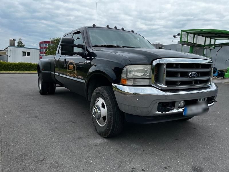 Schwarz Gebraucht 2004 Ford F350 Abholung | 25.500 € - Bild 1/4
