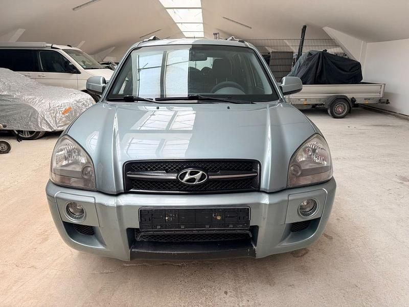 Gebraucht Hyundai Tucson GLS 113 PS (83 kW) 2005 Silber SUV