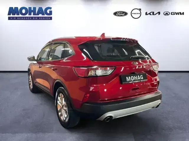 Gebraucht Ford Kuga Titanium 225 PS (165 kW) 2022 Rot SUV