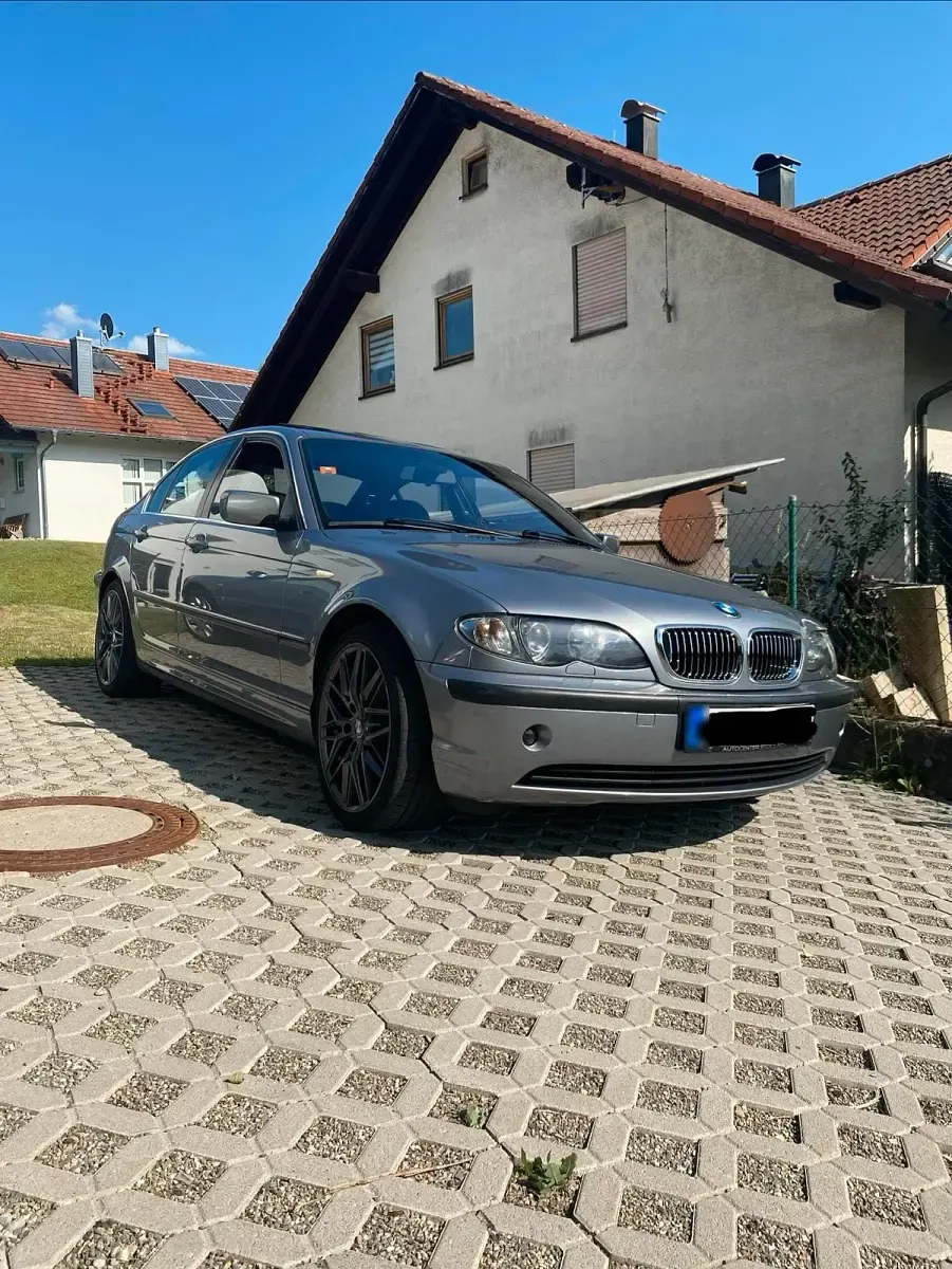 Gebraucht BMW 325 192 PS (141 kW) 2005 Grau Limousine