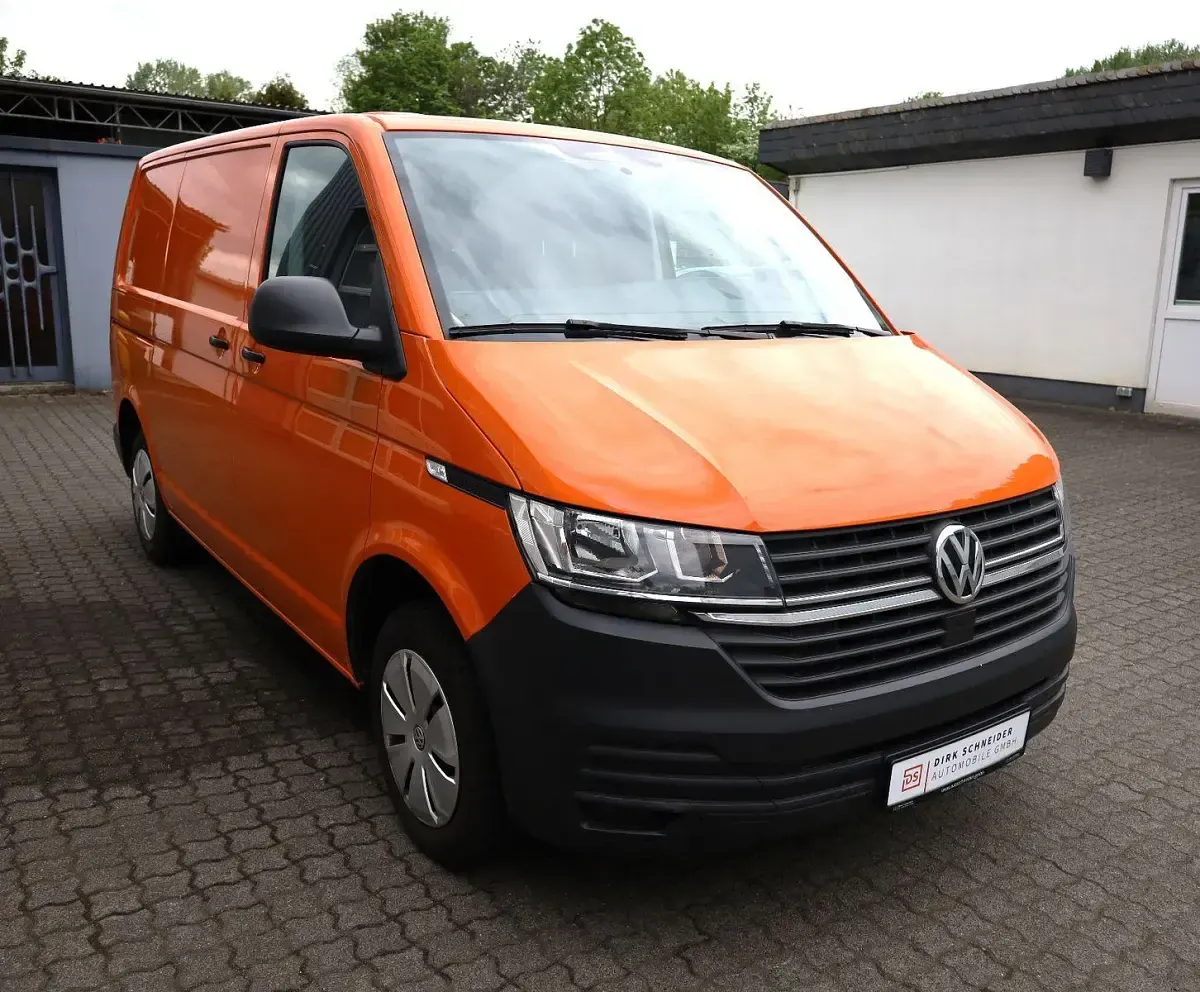 Używany VW Transporter 110 KM (80 kW) 2021 Pomarańczowy Van