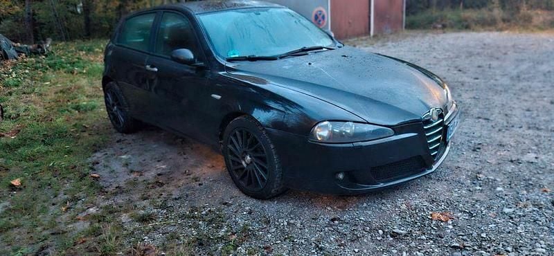 Schwarz Gebraucht 2006 Alfa Romeo 147 Progression Kleinwagen | 2.000 € (Fairer Preis) - Bild 1/4