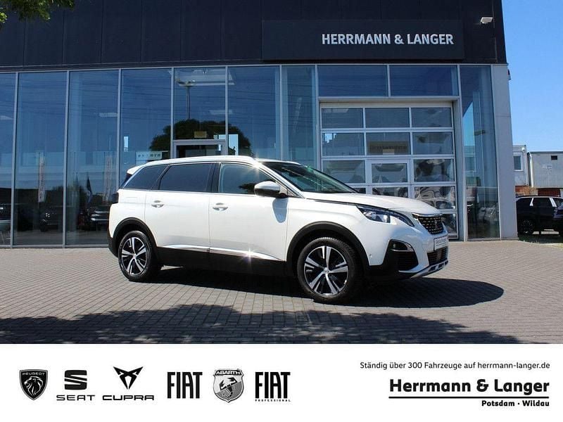 Gebraucht Peugeot 5008 Allure 131 PS (96 kW) 2021 Weiß Van / Kleinbus