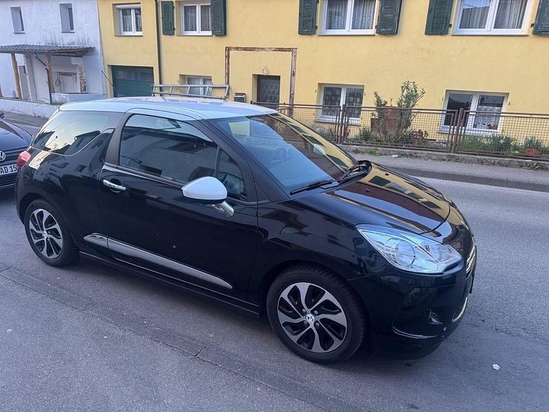 Schwarz Gebraucht 2016 Citroën DS3 So Chic | 5.499 € - Bild 1/4