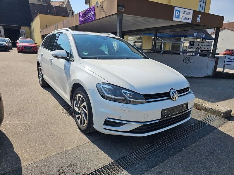 Gebraucht VW Golf VII Sound 150 PS (110 kW) 2018 Weiß Kombi