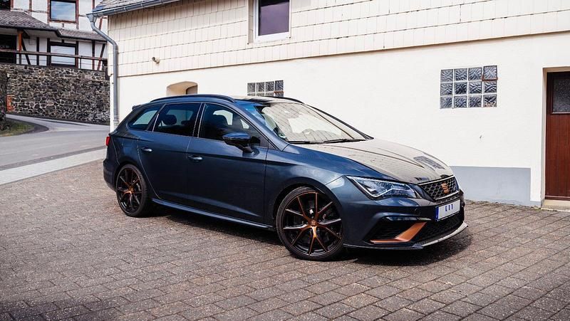 Gebraucht Seat Leon ST CUPRA 300 PS (220 kW) 2019 Grau Kombi