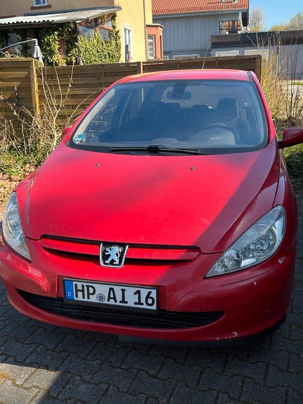 Gebraucht Peugeot 307 110 PS (80 kW) 2002 Rot Limousine