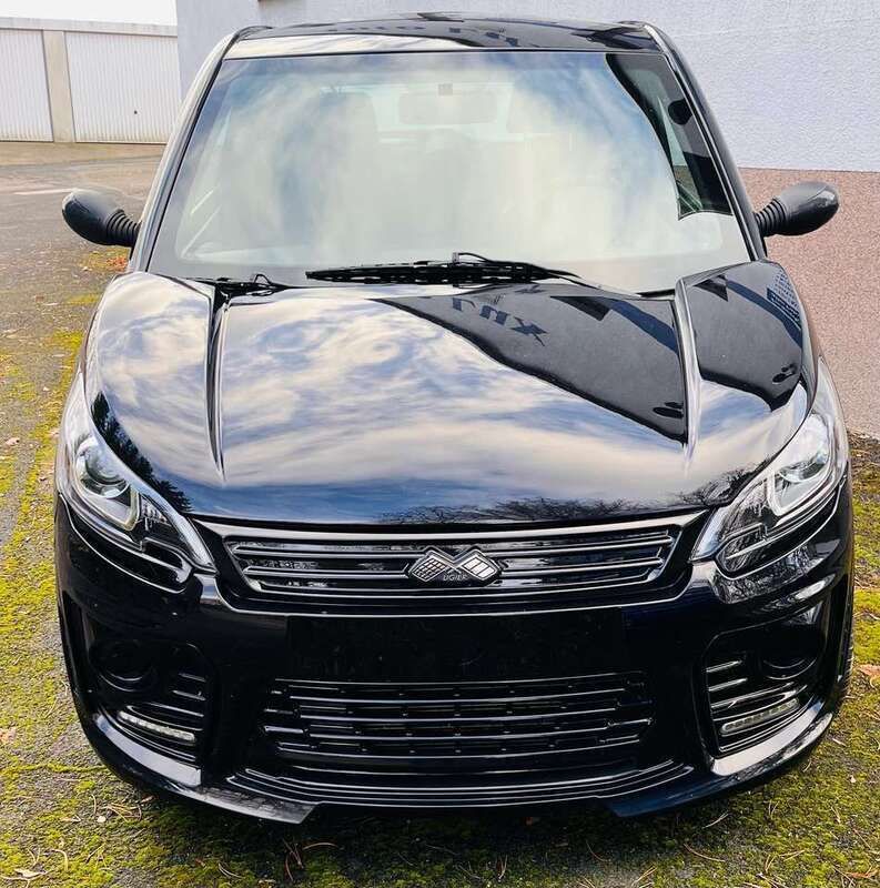 Schwarz (metallic) Gebraucht 2022 Ligier JS50 Kleinwagen | 12.550 € (Fairer Preis) - Bild 1/4