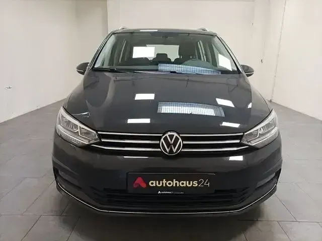 Gebraucht VW Touran Highline 150 PS (110 kW) 2022 Grau Van / Kleinbus