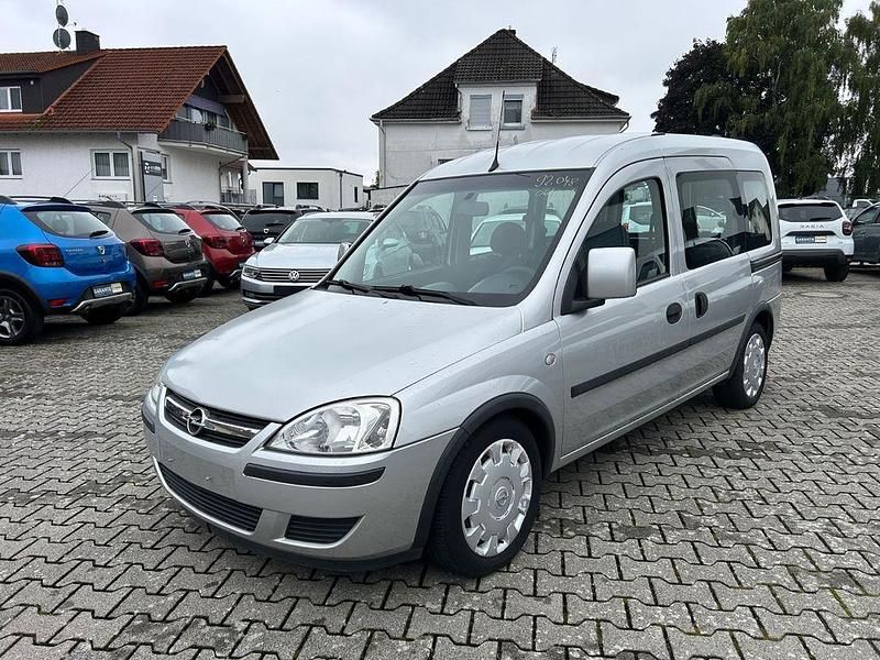 Silber Gebraucht 2008 Opel Combo Van / Kleinbus | 4.950 € (Teuer) - Bild 1/4