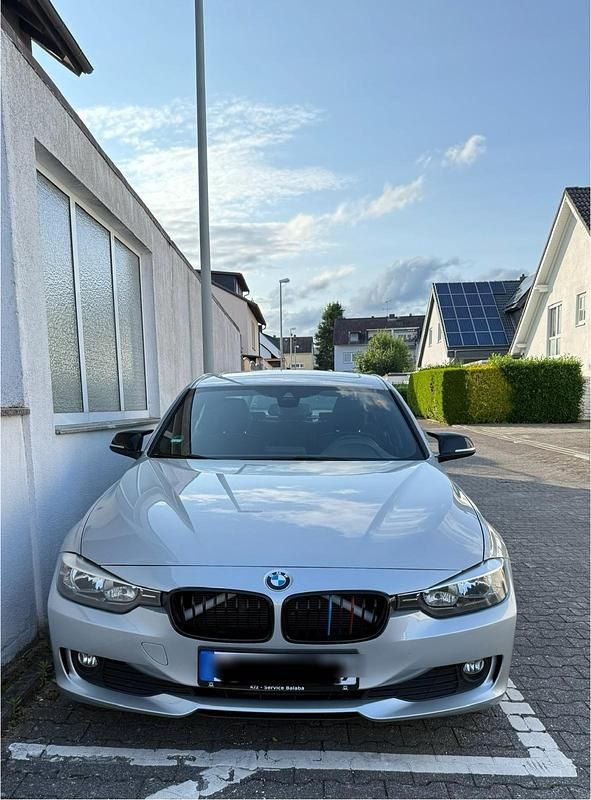 Silber Gebraucht 2012 BMW 316 Limousine | 16.000 € (Teuer) - Bild 1/3