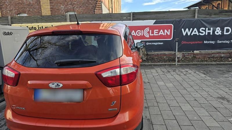 Second-hand Ford C-MAX 150 CP (110 kW) 2012 Portocaliu Monovolum