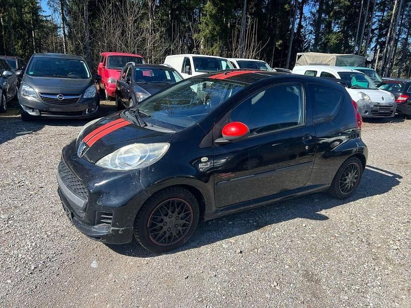 Gebraucht Peugeot 107 Filou 68 PS (50 kW) 2011 Kleinwagen