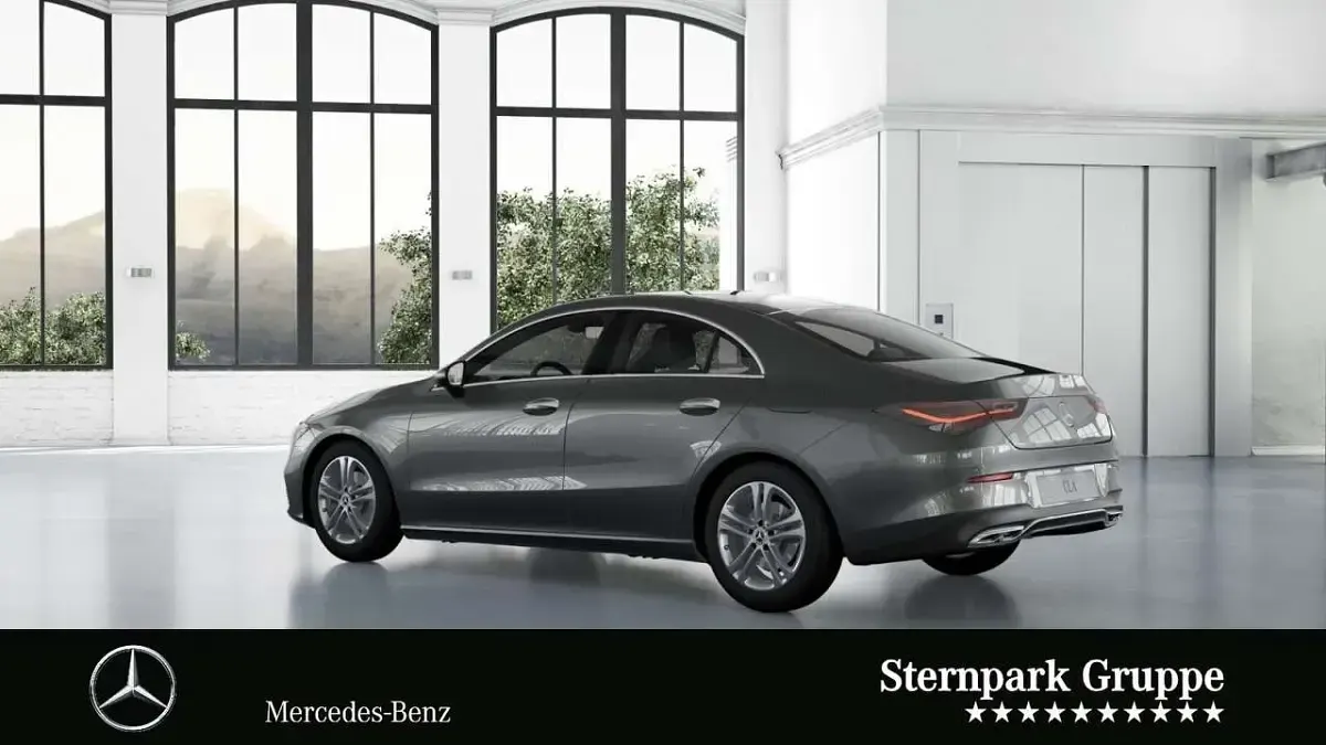 Gebraucht Mercedes CLA200 Progressive 163 PS (119 kW) 2025 Lack mountaingrau Coupé